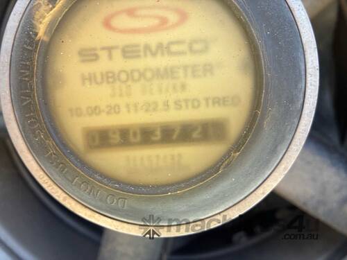 1976 Krueger 40ft Tri Axle Flat Top Trailer