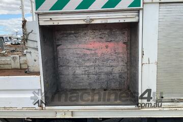 2016 Mitsubishi Fuso Canter 815 Crew Cab Service Body