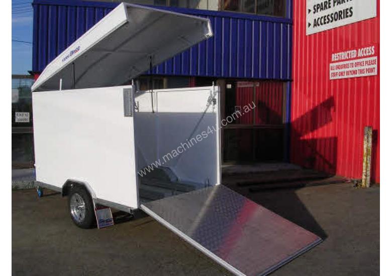 enclosed bike carrier