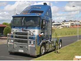2006 Kenworth K-104 - picture2' - Click to enlarge