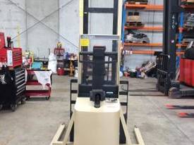 CROWN 20IMT130 Walkie Straddle Forklift - picture1' - Click to enlarge