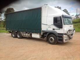 2007 Iveco Stralis Truck and Dog - picture0' - Click to enlarge