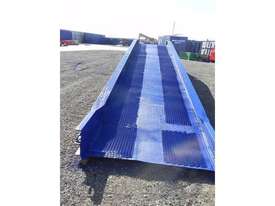 BT container ramp 1600 mm BT container ramp 1600 mm Miscellaneous Parts - picture0' - Click to enlarge
