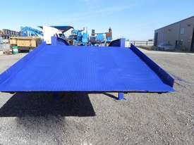 BT container ramp 1600 mm BT container ramp 1600 mm Miscellaneous Parts - picture1' - Click to enlarge