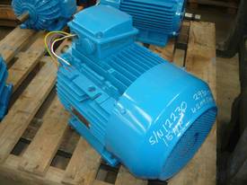 LAFERT INDUSTRIAL 15HP 3 PHASE ELECTRIC MOTOR/ 293 - picture0' - Click to enlarge