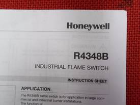 HONEYWELL R4348B INDUSTRIAL FLAME SWITCH #P - picture1' - Click to enlarge