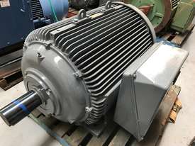 185 kw 250 hp 6 pole 415 v AC Electric Motor - picture0' - Click to enlarge