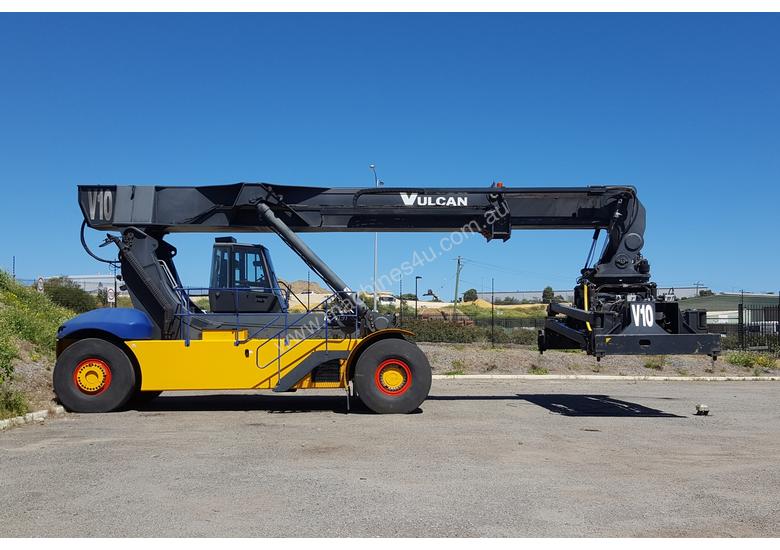 Used 2007 Linde C4127CH Reach Stacker in , Listed on Machines4u