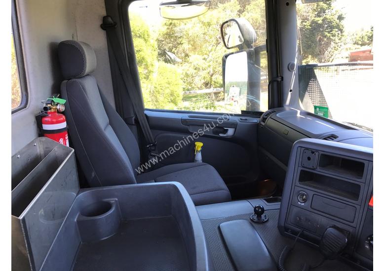 caption 2008 Scania P420 Prime Mover - Fuel Spec