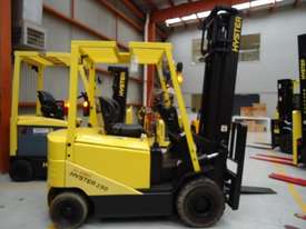 Hyster 4 Wheel Battery Electric Forklift - picture0' - Click to enlarge