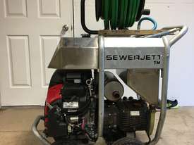 High Pressure Water Jetter - picture0' - Click to enlarge