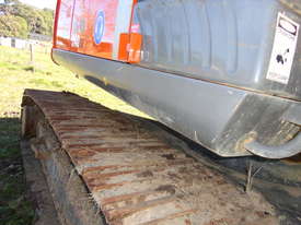 HITACHI ZX240LC-3 Excavator (24 Tonne) One owner - picture2' - Click to enlarge