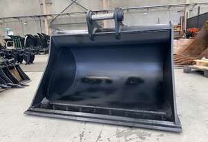 Roo Attachments 30 - 35t Mud Batter Bucket 2000mm