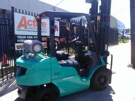 Mitsubish Forklift 2.5 Ton 6000mm Lift Height Fresh Paint  - picture0' - Click to enlarge
