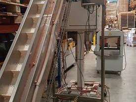 Linear Packing + Incline Conveyor - picture0' - Click to enlarge