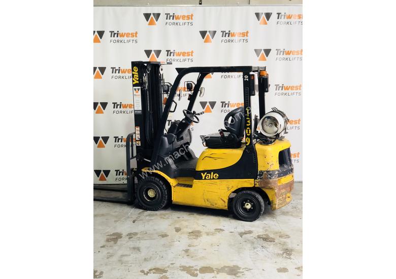 caption Yale 2.0t counterbalanced container mast forklift