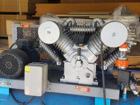 Compressor 10HP 3 Phase - picture0' - Click to enlarge