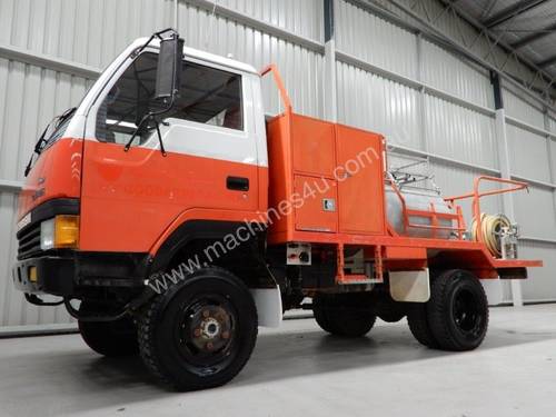 Mitsubishi Canter Cab chassis Truck