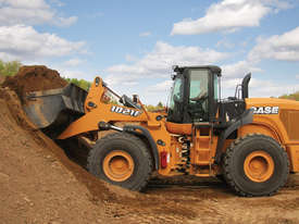 CASE 1021F WHEEL LOADERS - picture2' - Click to enlarge
