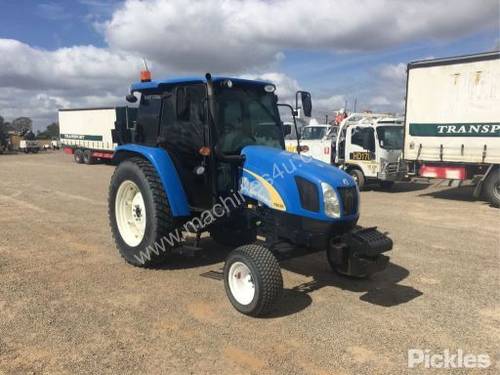 2011 New Holland T5030