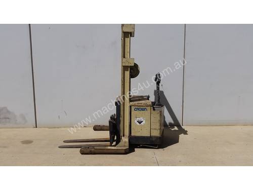 3.0T Battery Electric Walkie Stacker/Reach Forklift