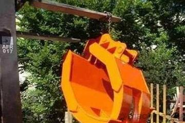 Several Manual & Hydraulic Grabs Grapples Skidsteer