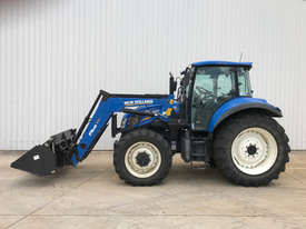 New Holland T5.95 EQ FWA/4WD Tractor - picture2' - Click to enlarge