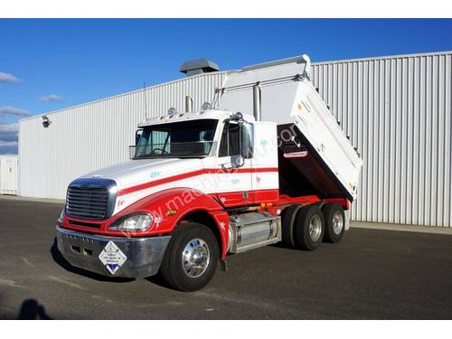 2008 Freightliner Columbia Automatic Steel Tipper