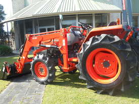 NEW KUBOTA 35HP TRACTOR - picture2' - Click to enlarge
