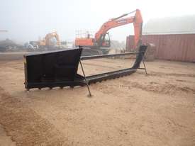 6 Metre Dozer Stick Rake - picture1' - Click to enlarge