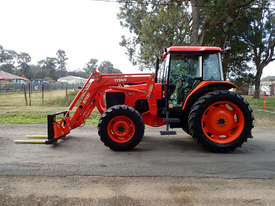 Kubota M95 FWA/4WD Tractor - picture2' - Click to enlarge