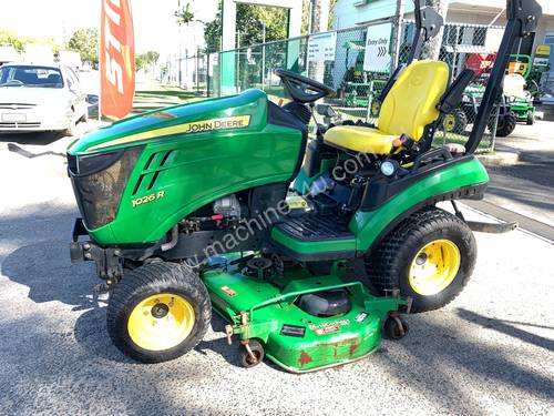 John Deere 1026R Compact Tractor