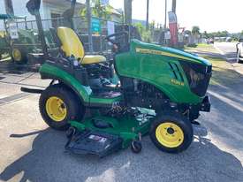 John Deere 1026R Compact Tractor - picture0' - Click to enlarge