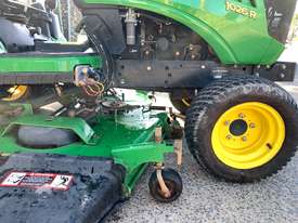 John Deere 1026R Compact Tractor - picture2' - Click to enlarge