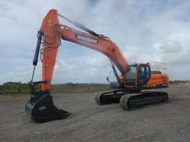 2018 Doosan DX340LC 600mm Pads - picture0' - Click to enlarge