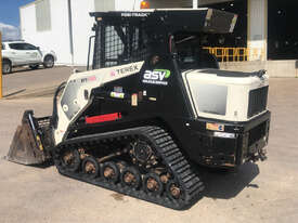 Terex PT-50 / PT50 Skid Steer Loader - picture2' - Click to enlarge