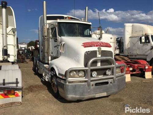 1999 Kenworth T604