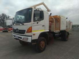 Hino ST1J SER 2 - picture1' - Click to enlarge