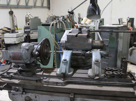 Makino C-40 Tool & Cutter Grinder (415V) - picture2' - Click to enlarge
