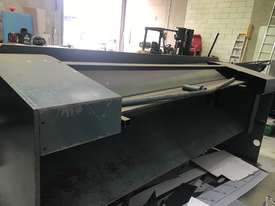 Hydraulic Guillotine - picture1' - Click to enlarge