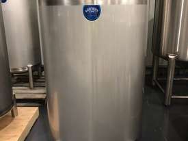 850ltr NEW Stainless Steel Tank - picture0' - Click to enlarge