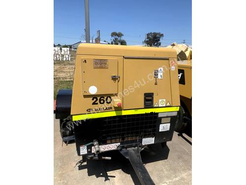 Used Ex Hire Sullair Air Compressor 260 CFM Trailer Mounted