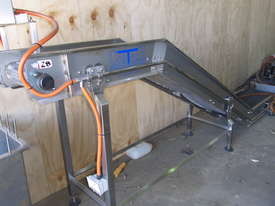 Incline Gooseneck Conveyor - picture0' - Click to enlarge