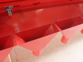 Rocca Seeder SD-300 Steel and Stainless Suitable for pastures and legumes seeder seedbox - picture2' - Click to enlarge