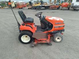 Kubota G2160 - picture0' - Click to enlarge