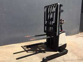 Crown SX3030 Heavy Duty Walkie Stacker Forklift - picture1' - Click to enlarge