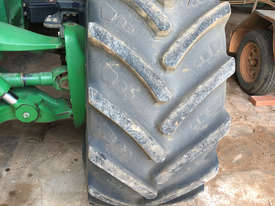 John Deere 8220 FWA/4WD Tractor - picture2' - Click to enlarge