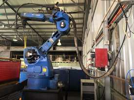 MOTOMAN XRC ROBOTIC WELDER - picture0' - Click to enlarge