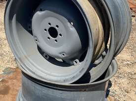 Set of Tractor Rims, Same Deutz, W10X24 - picture2' - Click to enlarge