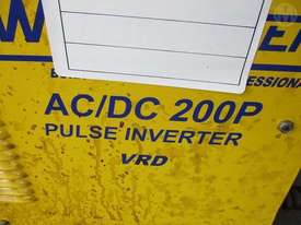 Weldmaster Ac/dc 200p Pulse Inverter - picture2' - Click to enlarge